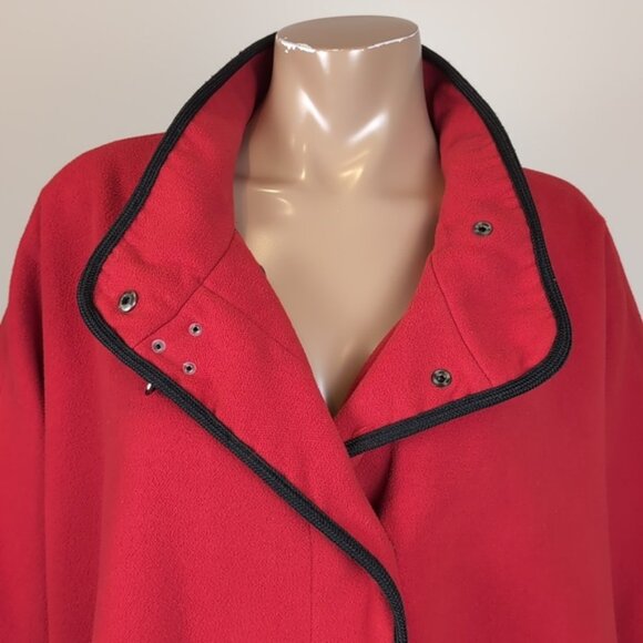 Vintage Laura Red Cape Black Trim Romantic Winter Poncho Coat Formal Christmas - Picture 12 of 15